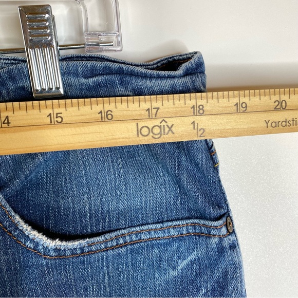 Levis Red Collection Mens Slim Straight Jeans 38x32 Distressed Denim Limited Ed - Picture 11 of 14